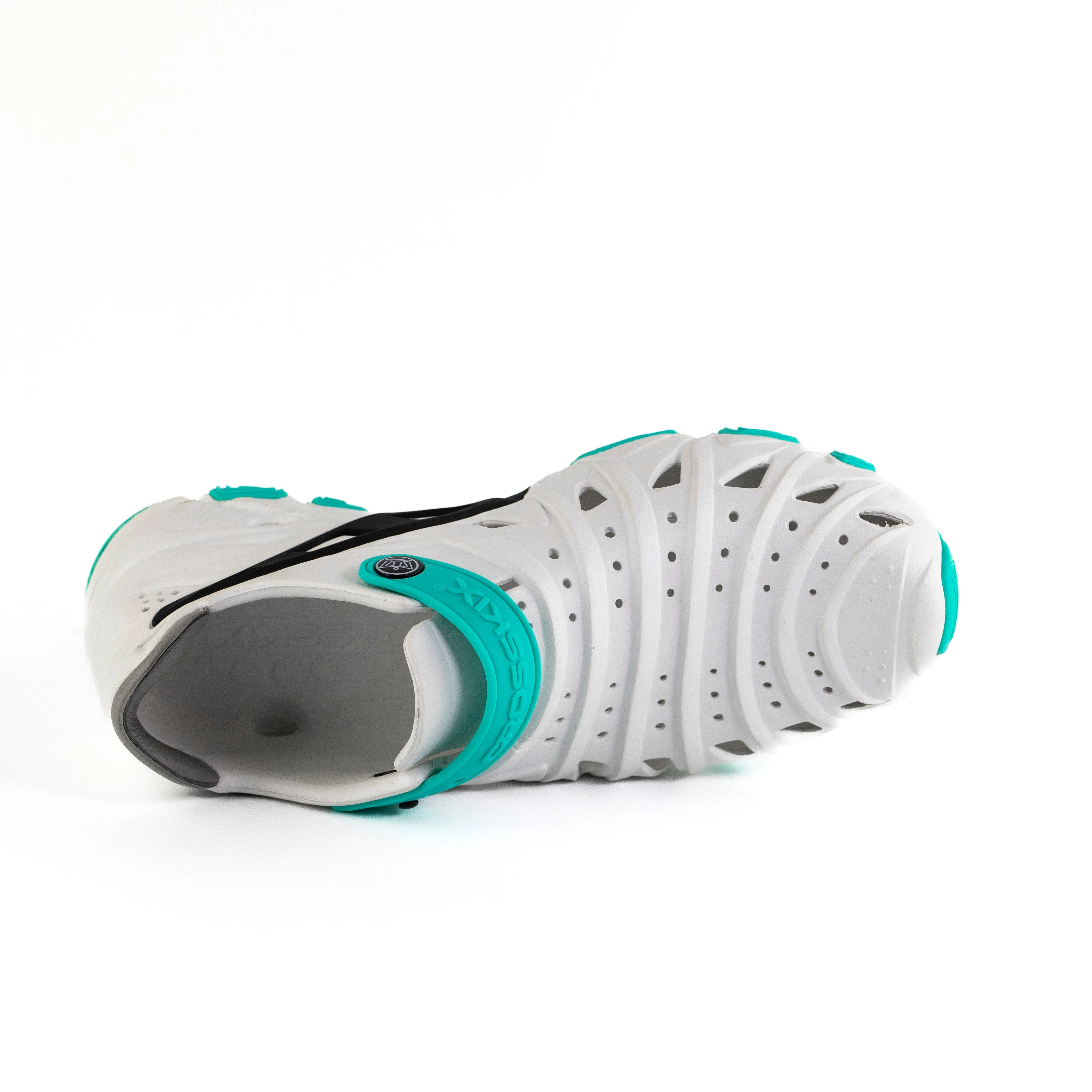 2.0 Closed Toe Water Shoes for Men by CROSSKIX