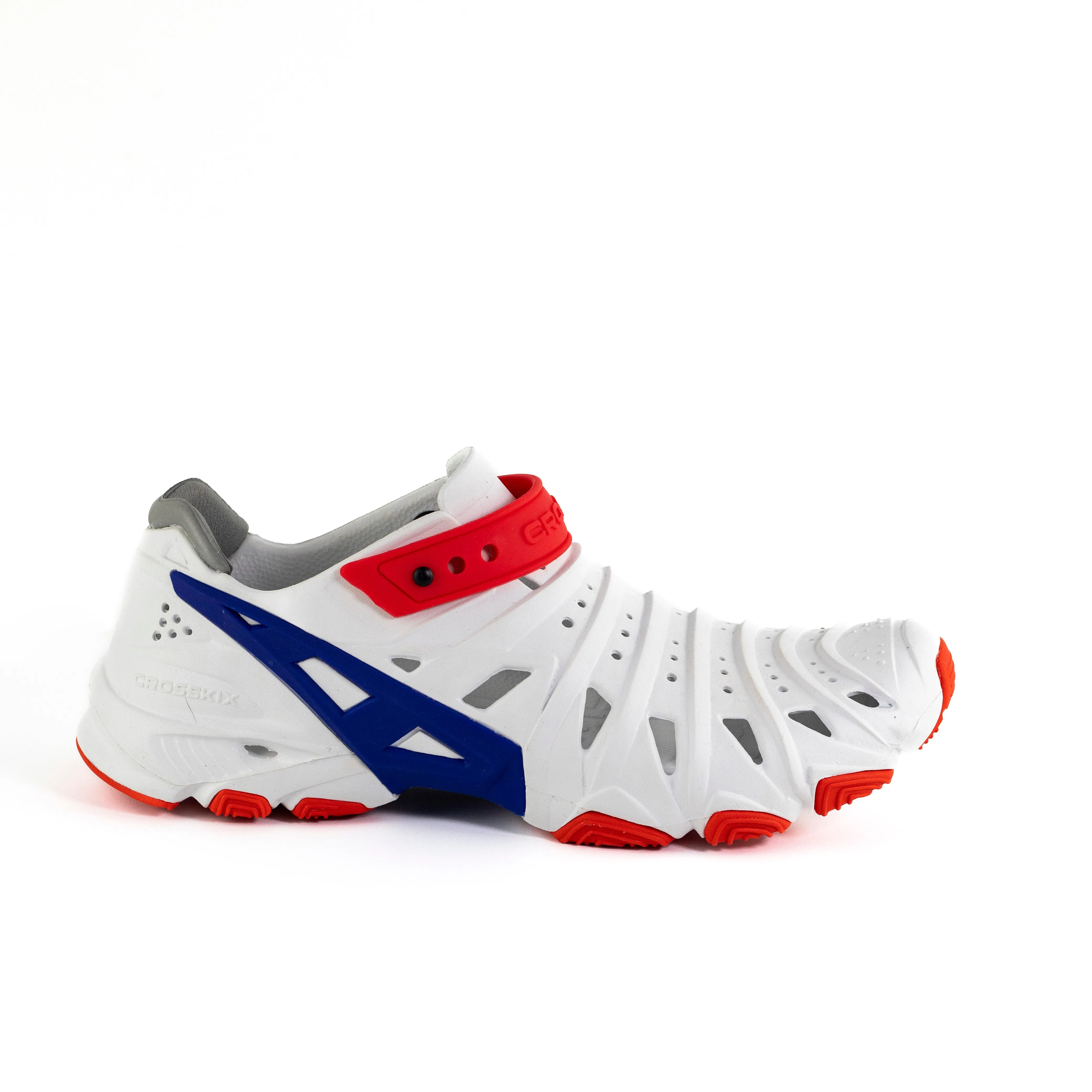 2.0 Closed Toe Water Shoes for Men by CROSSKIX