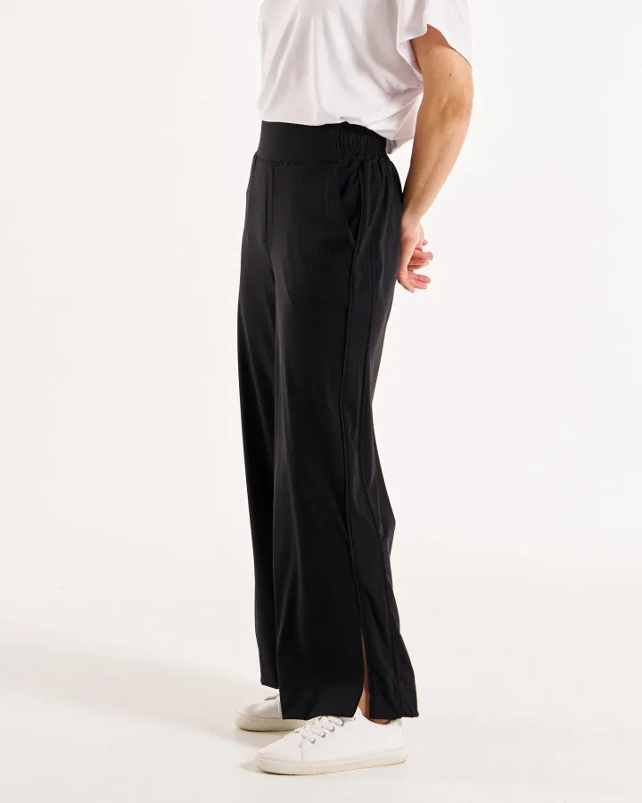 Betty Basics Elation Relax Leg Pant - Black