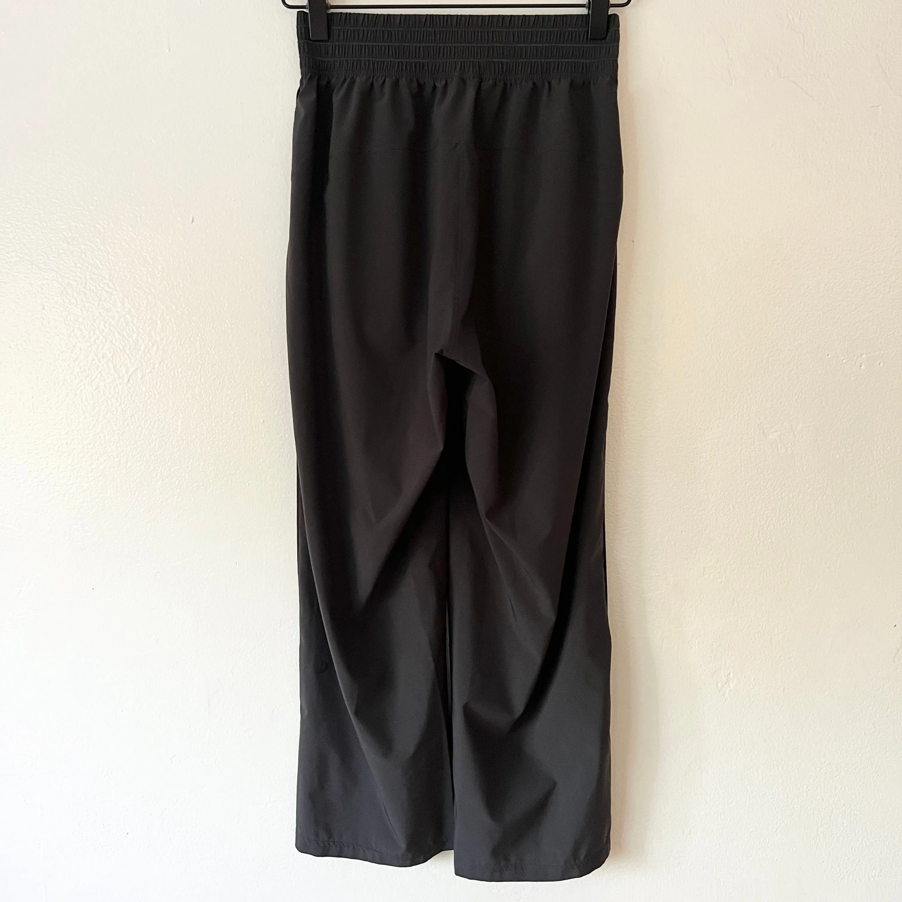 Lululemon Lightweight Straight Leg Pant