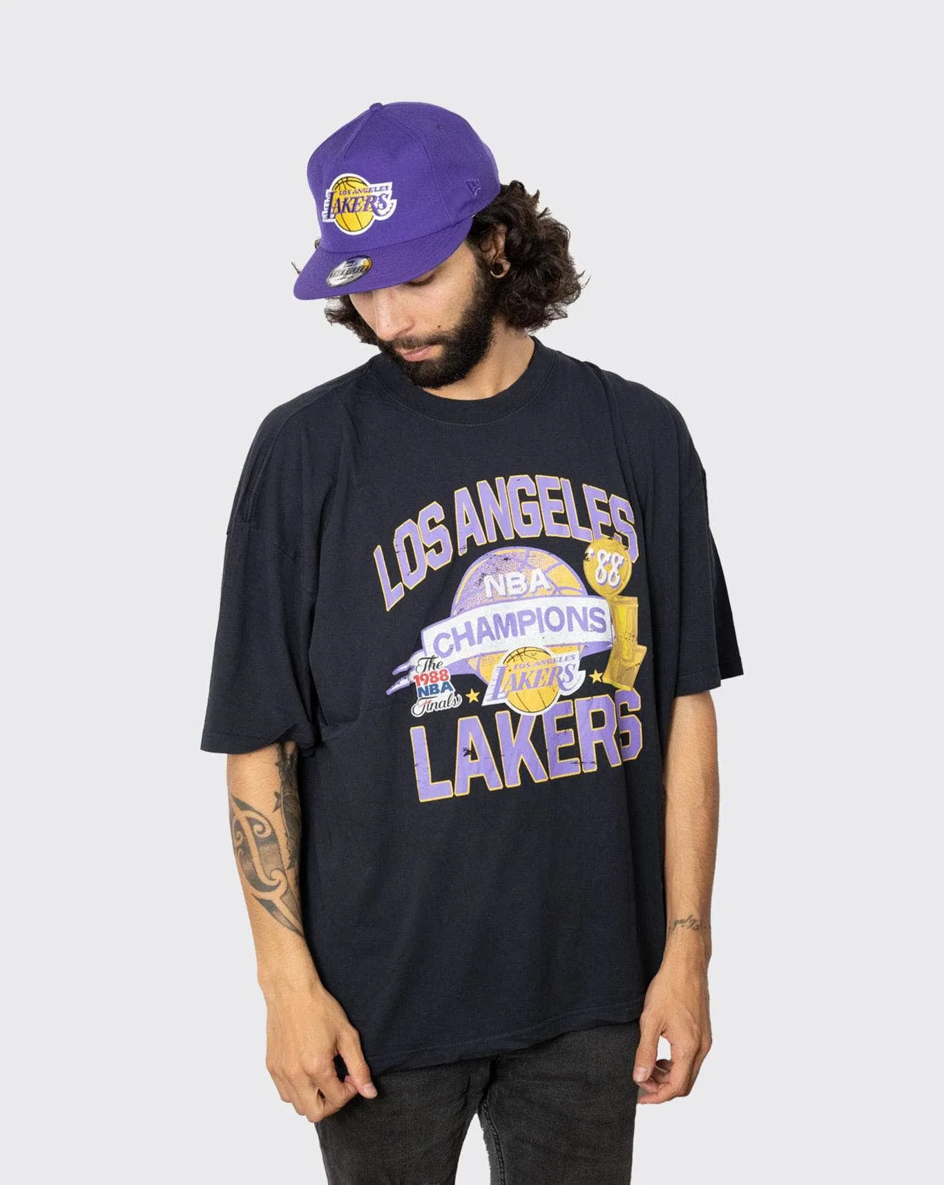 Mitchell & Ness Lakers Team History Tee