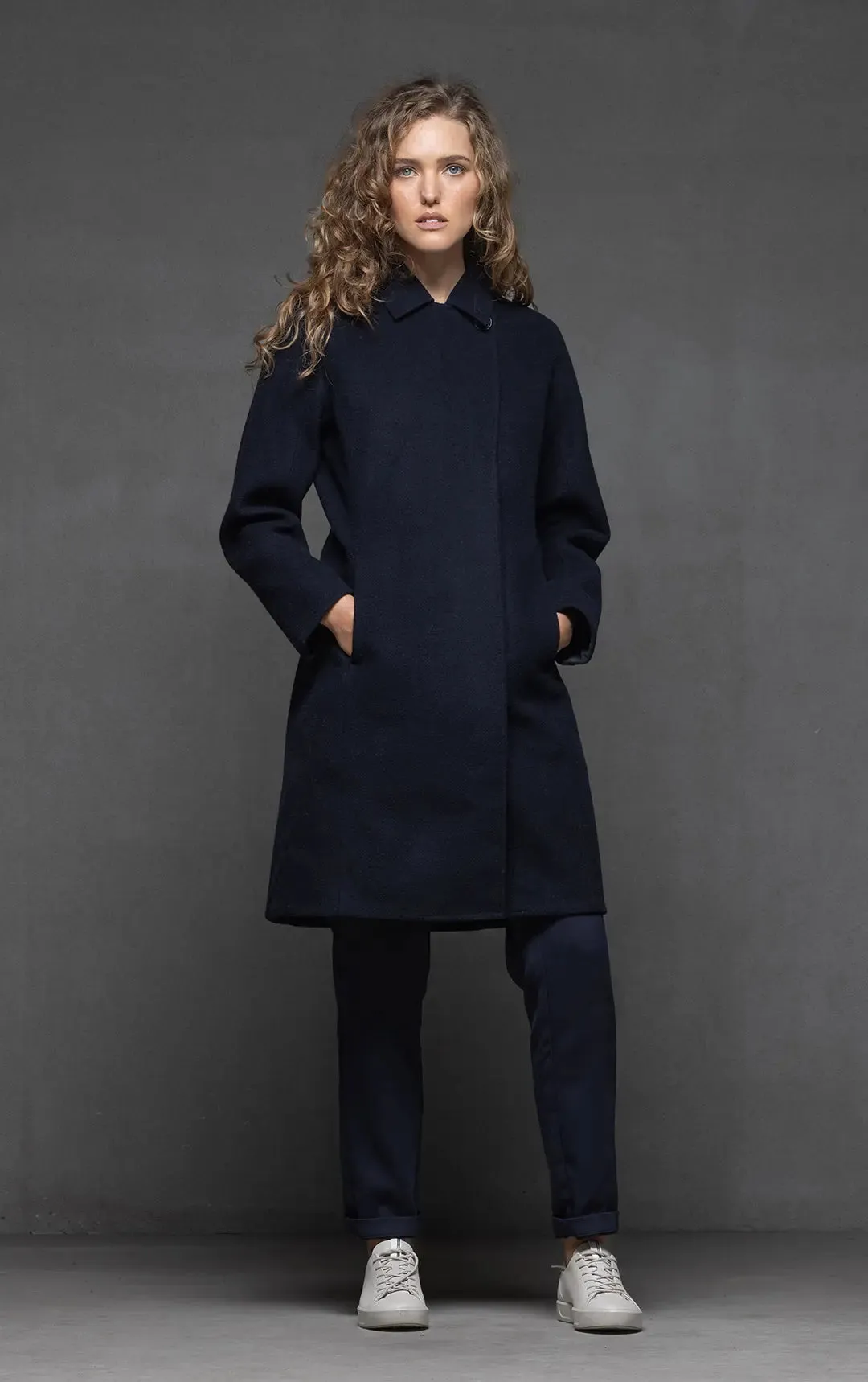 PERFORMANCE WOOL TAILORED COAT