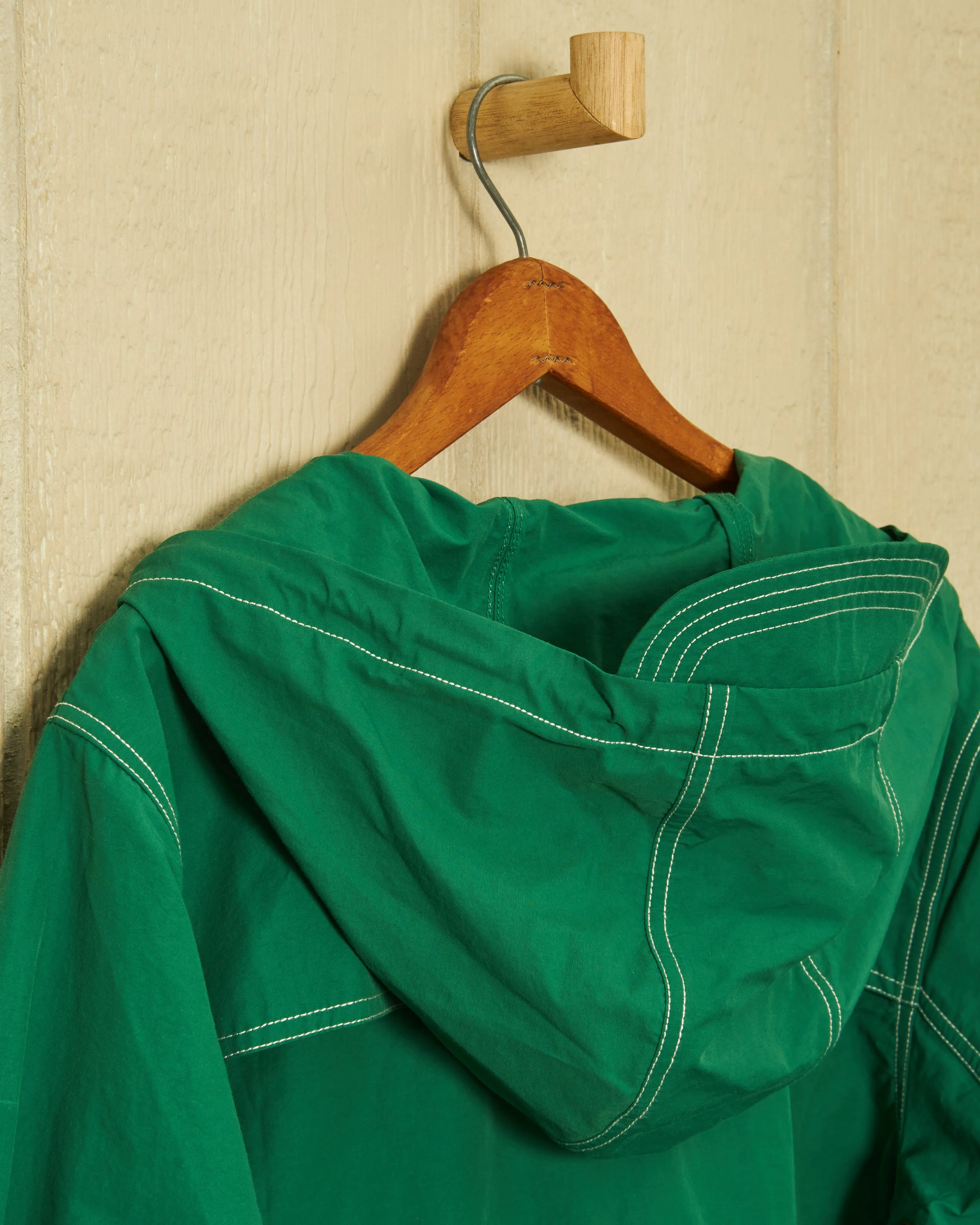 Ten Mile Anorak in Green